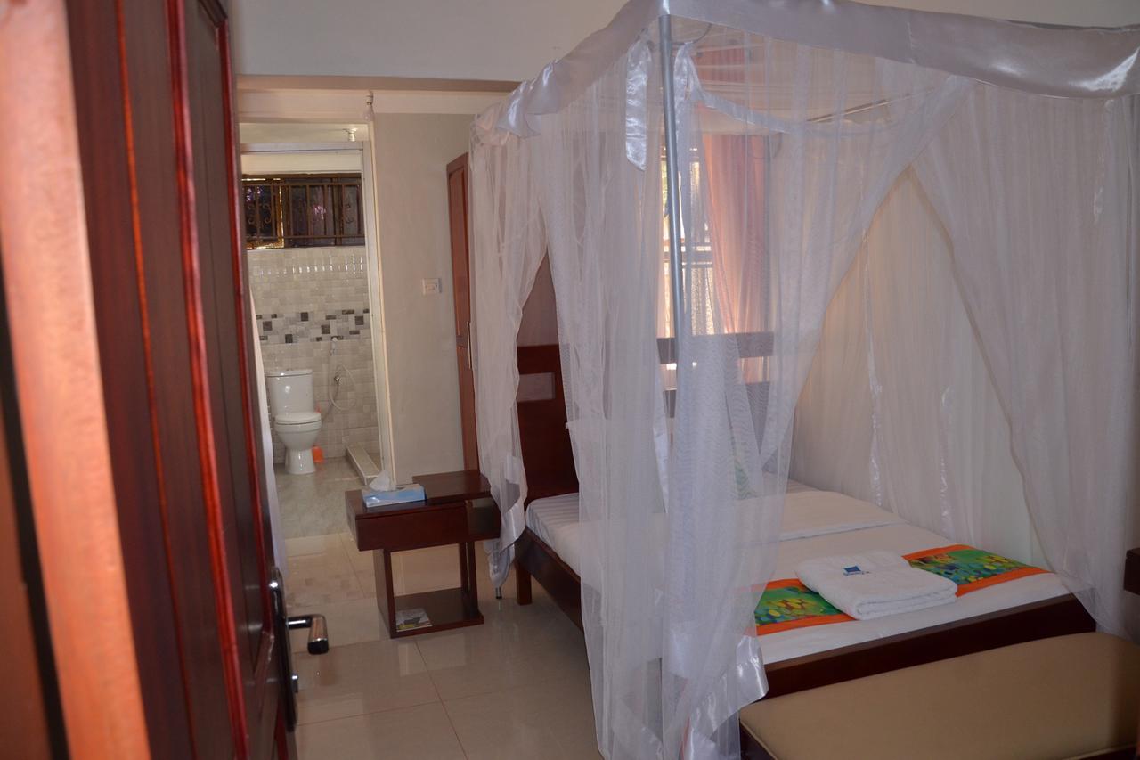 Sheevy"S Bed N Breakfast Fort Portal Eksteriør bilde